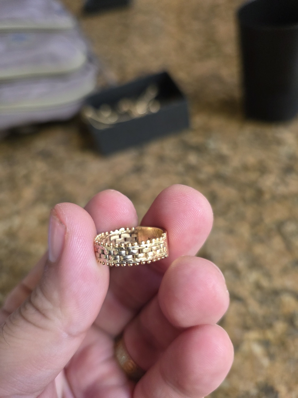 14k Solid Gold Beaded Edge Band Ring - Picture 2 of 13